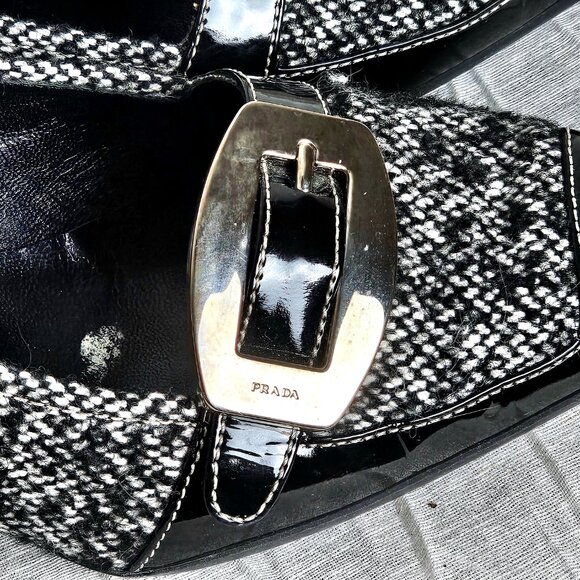 PRADA Tweed & Patent Leather Kitten Heels Pumps – With Box - Picture 7 of 16